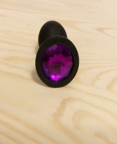 Анальная пробка из силикона с фиолетовым кристаллом
