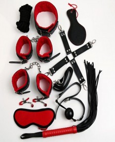 Бондажный набор черно-красный 10 предметов