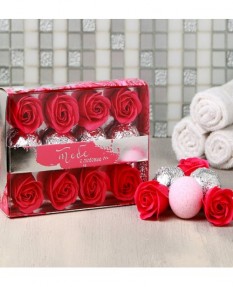 Набор Тебе с любовью - мыльные розы 8 шт., бомбочки для ванной 4 шт.